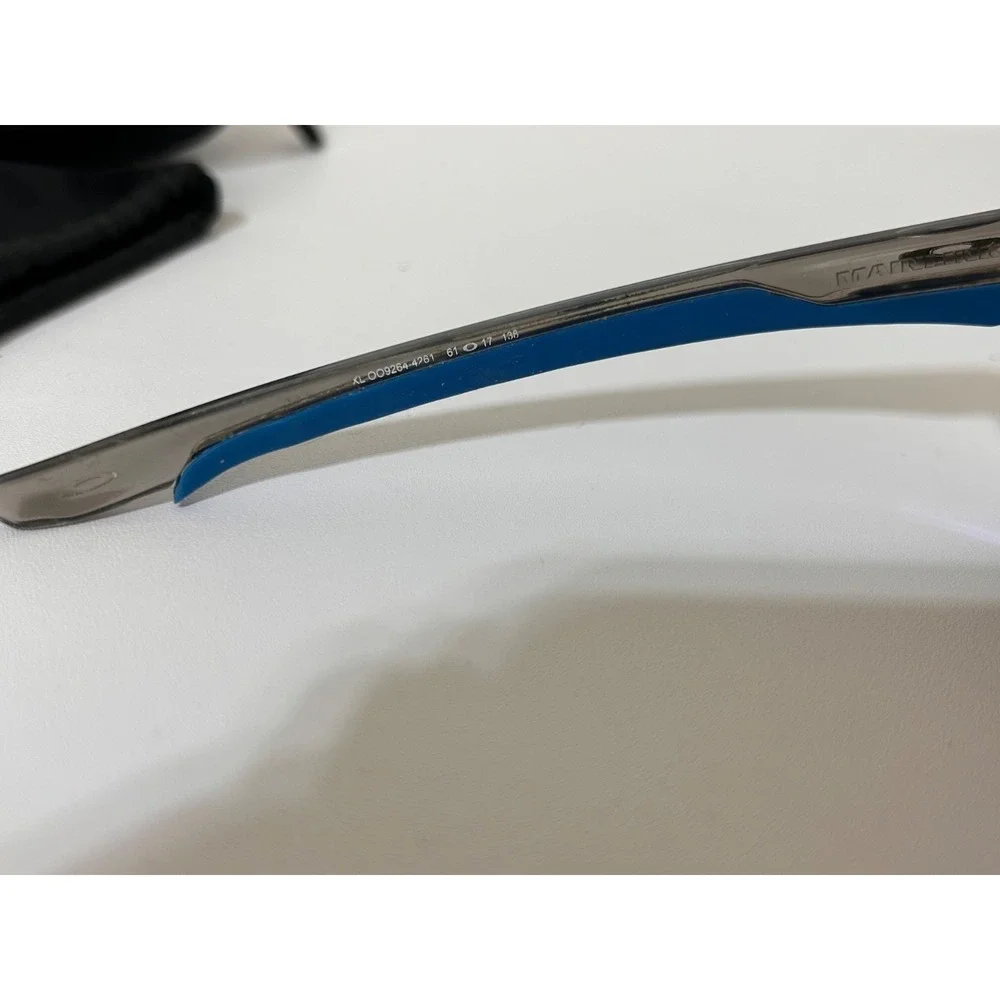 Oakley Mainlink XL OO9264 Prizm P Sunglasses Black/Mirror Blue 61-17-138